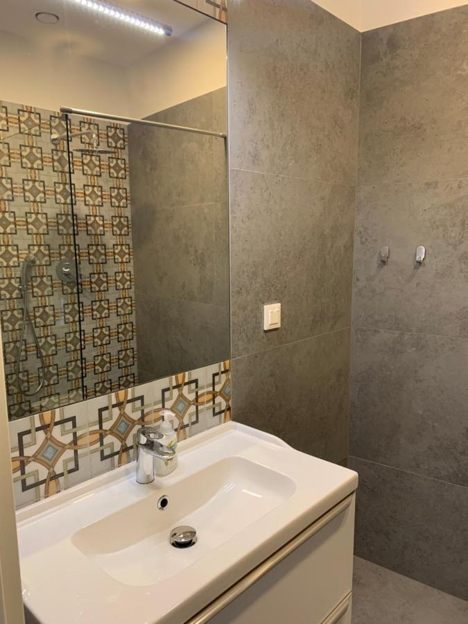 Nowe Apartamenty Zamkowa Vis A Vis Wawelu Krakau Exterior foto