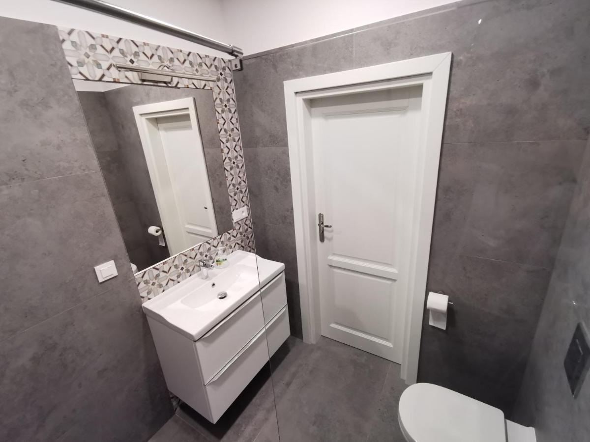 Nowe Apartamenty Zamkowa Vis A Vis Wawelu Krakau Exterior foto